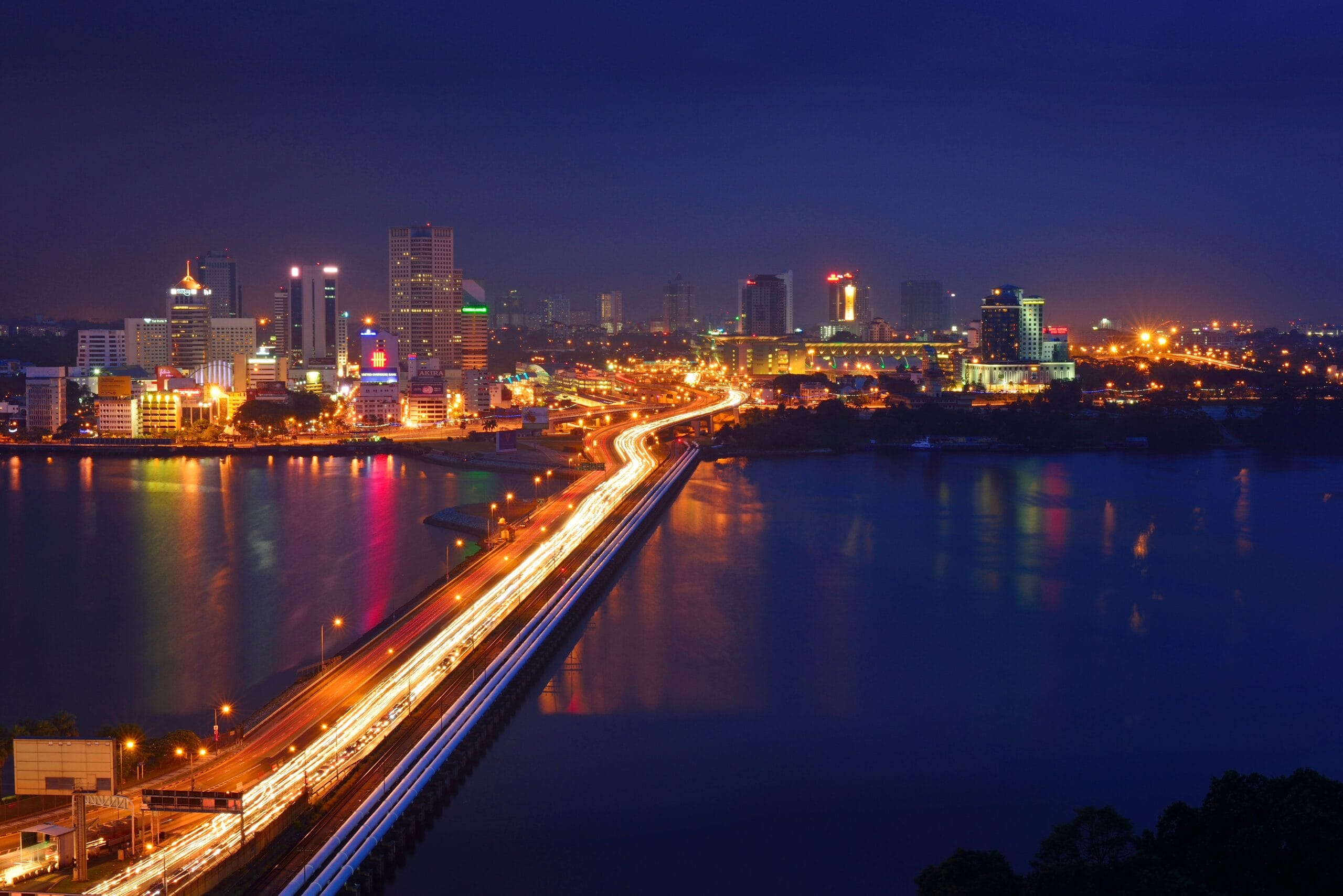 Singapore-Johor Bahru Taxi Service Strides Premier